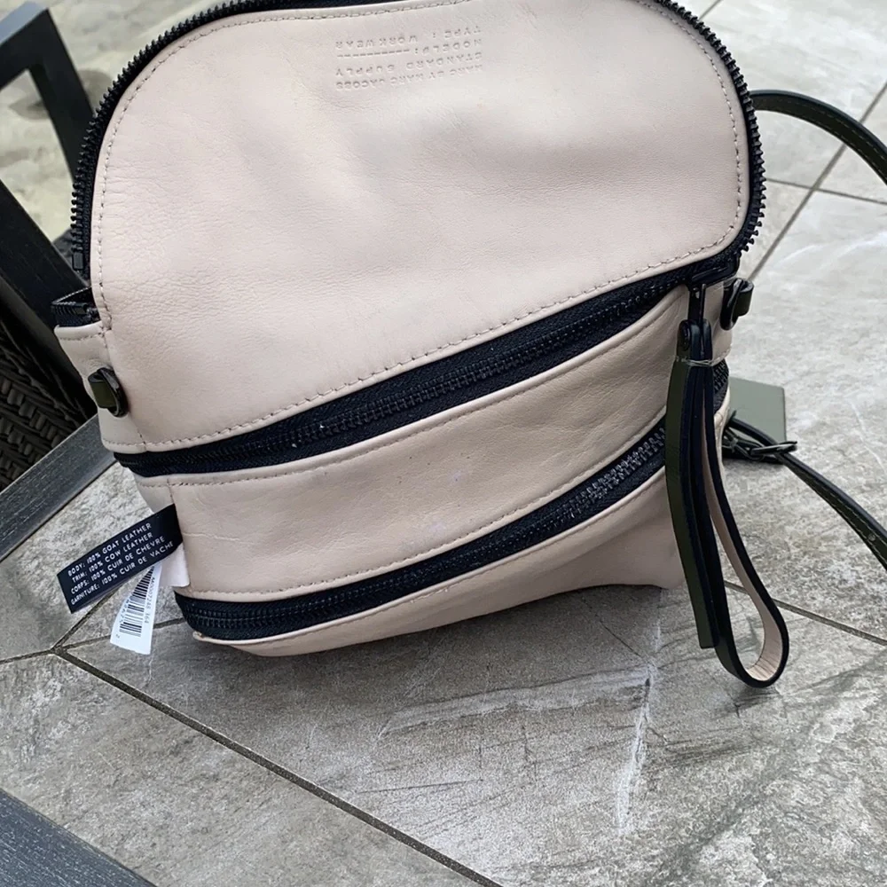 Marc Jacobs REVERSIBLE leather Crossbody / Creme /Hunter Green, GOAT leather